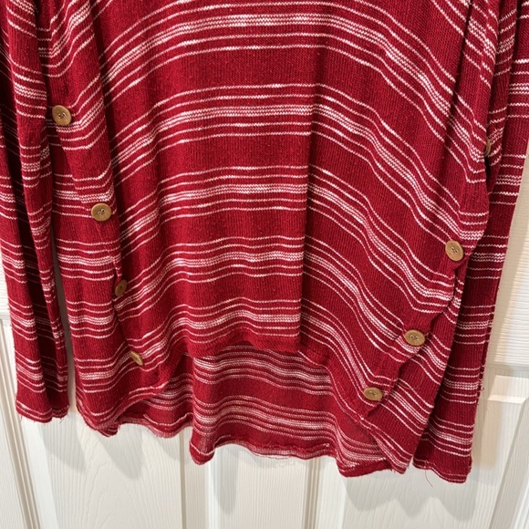 Red and white striped long sleeve shirt - Picture 2 of 7
